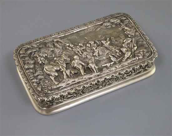 A heavy mid 20th century Portuguese 833 standard silver box and hinged cover, 19 oz.